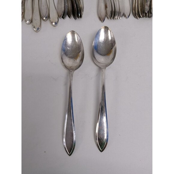 Rogers Silverplate Lufberry Flatware Silverware Set of 51 - Picture 4 of 10